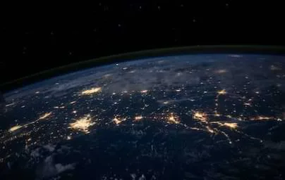 即时互动，与球迷共享激情 - 88看球